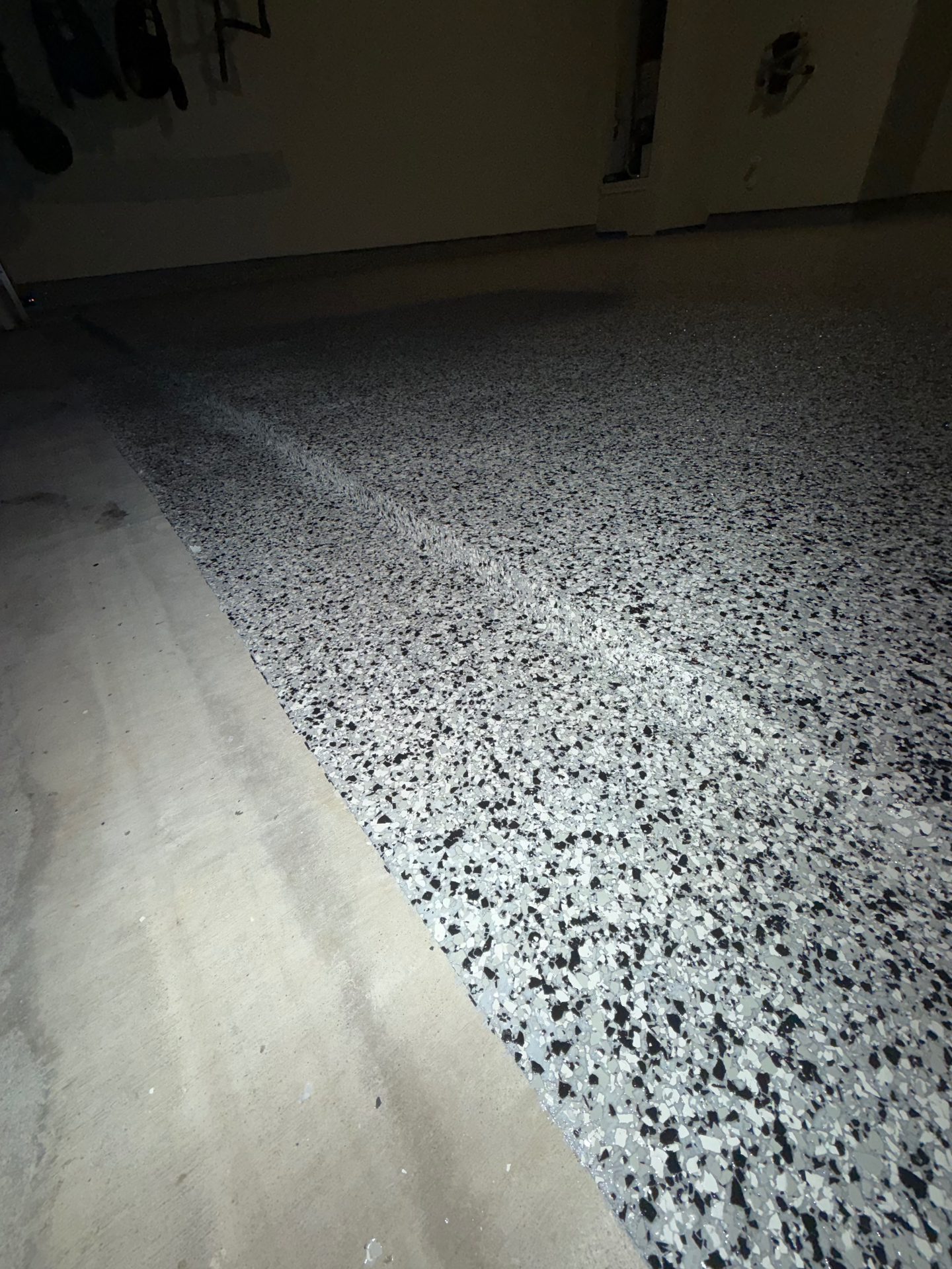 Indoor full flake epoxy floor example